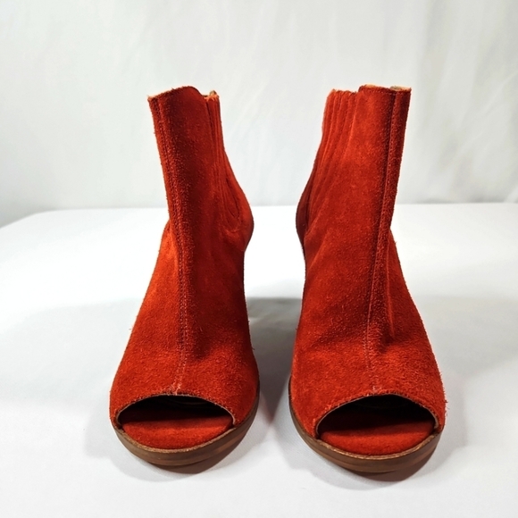 Rowen Peep Toe Stack Block Heel Booties Red/Orange Sz 6 - Picture 6 of 9